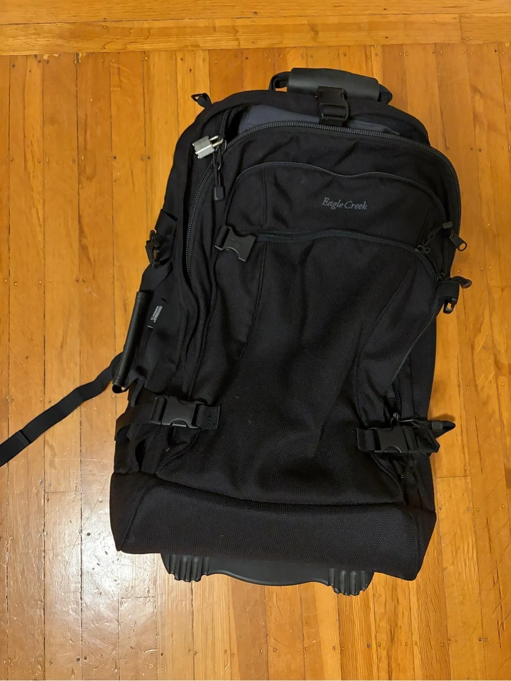 Eagle Creek Latitude Switchback convertible backpack rolling suitcase black EUC